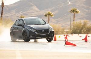 Nissan Leaf All-Wheel-Control Test Car 2019 года 